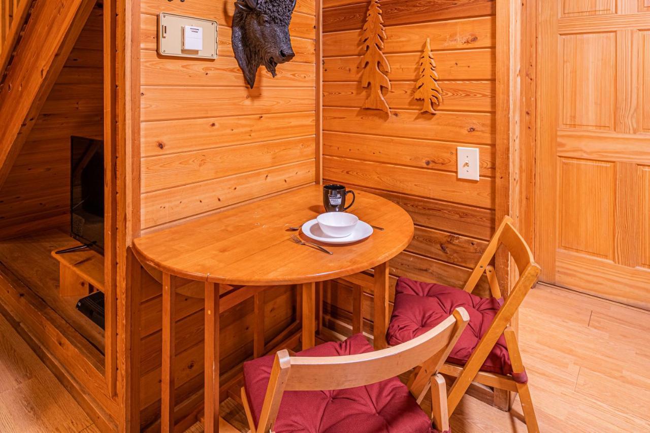 Cabin #4 The Wolves Den - Pet Friendly- Sleeps 6 - Playground & Game Room Payson Εξωτερικό φωτογραφία